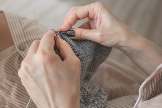 Opdater din garderobe med en strikket sweater til damer